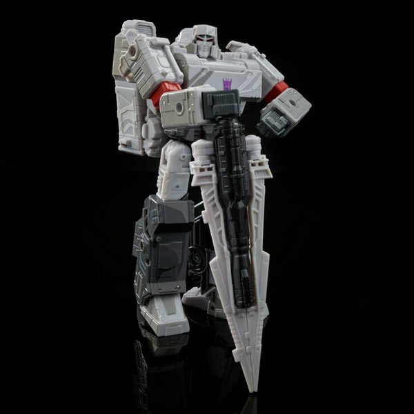 Transformers 35th Anniversary Classic Animation Siege Optimus And Megatron New Images 22 (22 of 22)